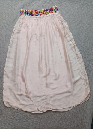 Жіноча довга спідниця