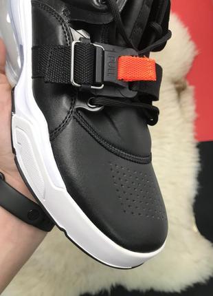 Мужские стильные чёрные кроссовки nike air force 270 black white, найк чёрные7 фото