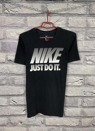 Чоловіча мужская футболка nike just do it big logo swoosh adidas berghaus