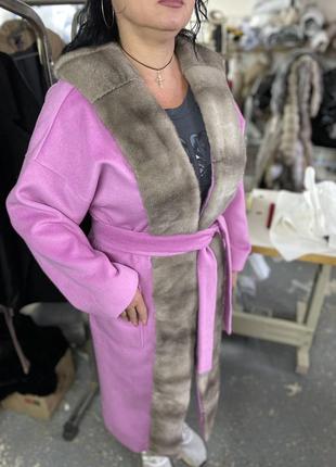 Пальто женское с натуральным мехом (резные цвета)3 фото