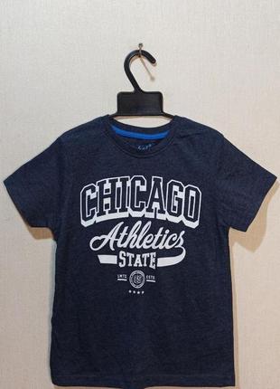 Футболка на мальчика возрастом 5-6 лет