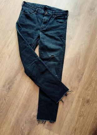 H&m стильные черные джинсы размер 30