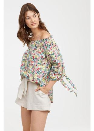 Блузка с ярким цветочным принтом и открытыми плечами h&m1 фото
