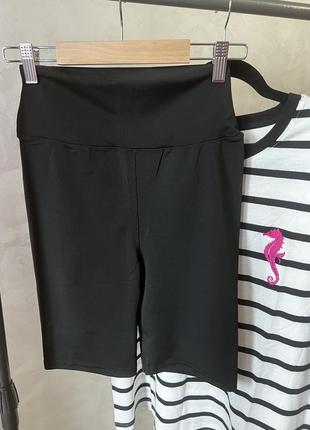 Эластичные черные велосипедки