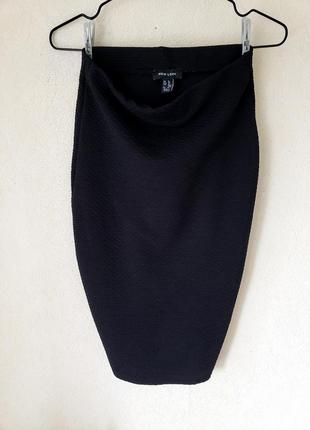 Текстурированная миди юбка карандаш на комфортной талии new look 8 uk