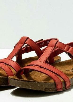 Нові шкіряні босоніжки, сандалі art red leather strappy sandals