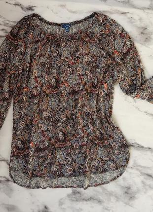 Блуза с интересным орнаментом