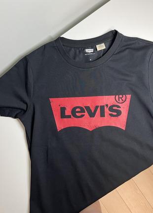 Футболка levi’s