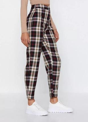 Брюки в клетку nasty gal  на высокой посадке штаны слоучи