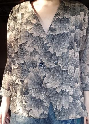 Необычный пиджак на пуговицах цветы деловой пиджак3 фото