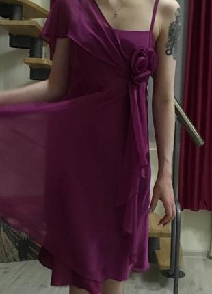 ❤️👗трендовое коктейльное вечернее платье с розой🌹 в бельевом стиле 🔥лиловое платье с розой 🥀😱4 фото