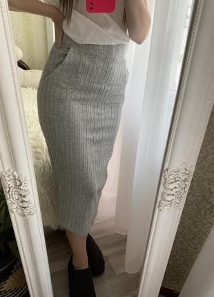 Трикотажная юбка новая с биркой серая юбка стильная меди1 фото