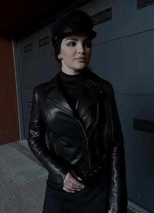 Розпродаж верхнього одягу, знижки до -20%