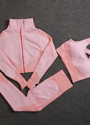 Спортивный женский костюм для фитнеса 3 предмета. фитнес костюм тройка - лосины, топ, рашгард, р. l (розовый)10 фото
