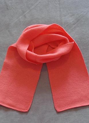 Коралловый шарф