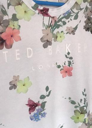 Футболка вільного крою з квітковим принтом зі 100% бавовни від ted baker7 фото