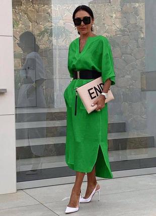 Платье миди зеленое однотонное свободного кроя с вырезом в зоне декольте с карманами с поясом качественная стильная трендовая