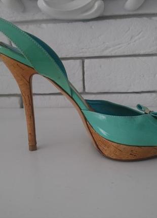 Бирюзовые босоножки christian dior