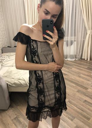 Красивое платье,ажурное, с крылышками, кружево, оборками,волан,чёрное