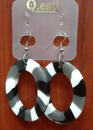 Эффектные серьги