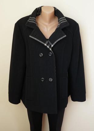 Классическое чёрное пальто3 фото
