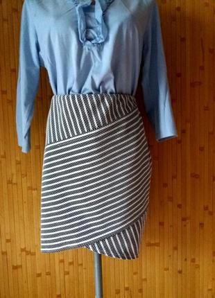 Відмінна еластична спідниця з фактурного трикотажу,48-54размрумыния