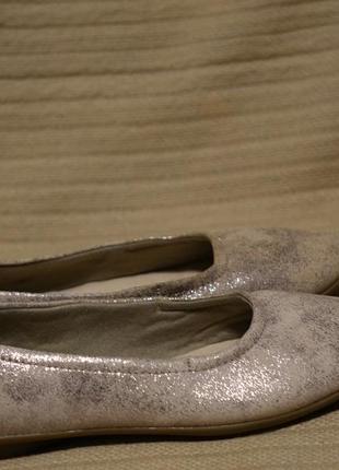 Невагомі фірмові текстильні балетки з сріблястим напиленням clarks англія 37 р.3 фото
