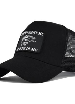Кепка тракер рыба, fish, (женщины хотят меня-рыбы боятся меня) с сеточкой черная, унисекс wuke one size
