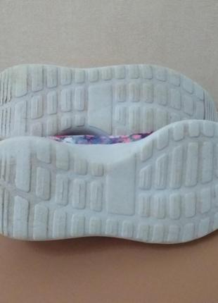 Кроссовки детские 5