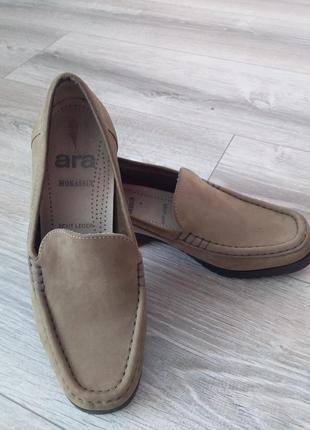 Мокасіни ara