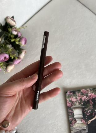 Коричневый карандаш для бровей