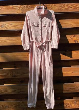 В продаже комбез