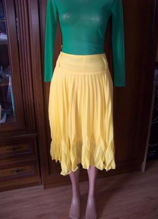 Шифоновая желтая юбка в складку на подкладке aser 42 размер3 фото