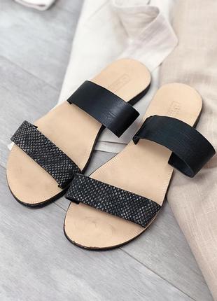 Шкіряні шльопанці dune london