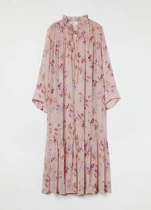 Платье мтди нежно розовое с цветочны  принтом,48 р