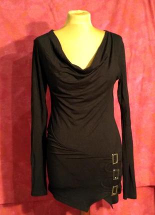 Блуза-туника трикотажная черная с 3-мя пряжками. madonna.