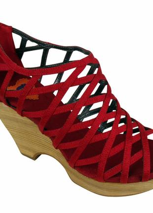 Rocket dog сандали босоножки на танкетке и платформе 24 см