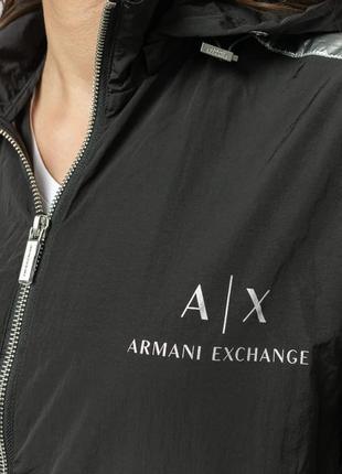 Женская куртка armani exchange4 фото