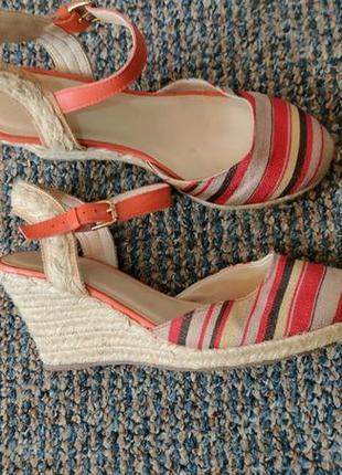 Босоніжки жіночі стильні еко