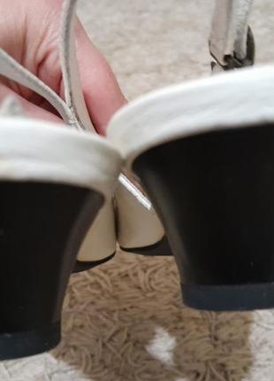 Босоножки натуральная кожа 36,37,39р