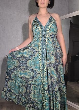 Невероятное шелковое платье индия.1 фото