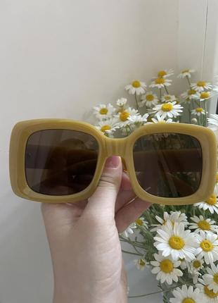 Солнечные очки5 фото