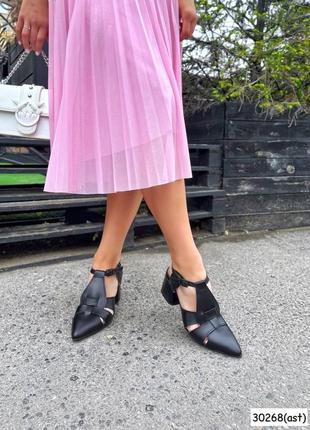 Натуральные, яркие стильные босоножки5 фото