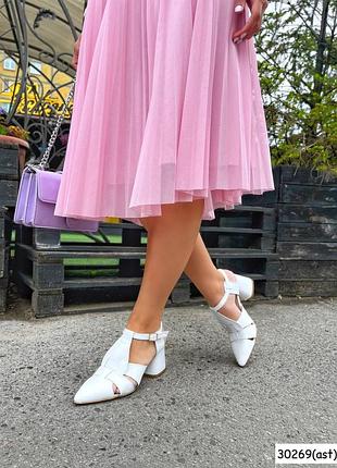 Натуральные, яркие стильные босоножки3 фото