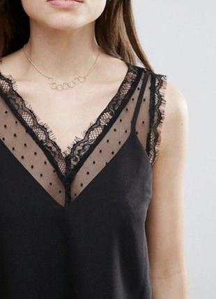 Шикарний топ з мереживом asos