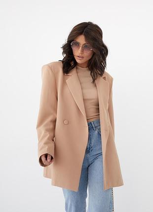 Класичний жіночий піджак з підплічниками