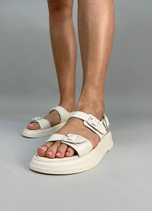 Стильные молочные сандалии/босоножки на толстой подошве кожаные/кожа-женская обувь на лето2 фото