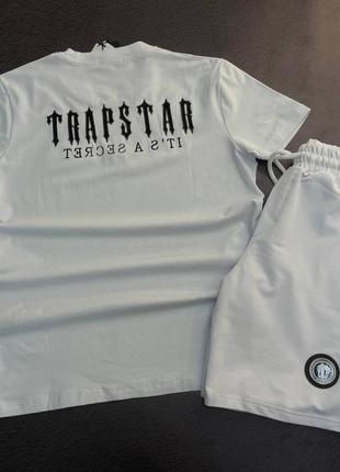 Чоловічий костюм trapstar білий котоновий літній1 фото