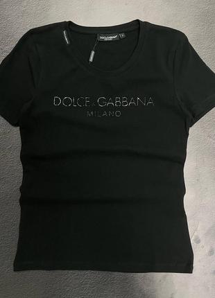 Женская футболка в стиле dolce&amp;gabbana черная чуточку приталенная коттоновые футболка