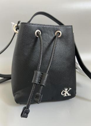 Сумка calvin klein бакет ведро кельвин клюйн оригинал